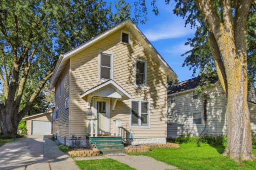 806 6th Avenue NW, Austin, MN 55912