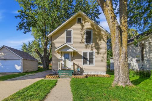 806 6th Avenue NW, Austin, MN 55912