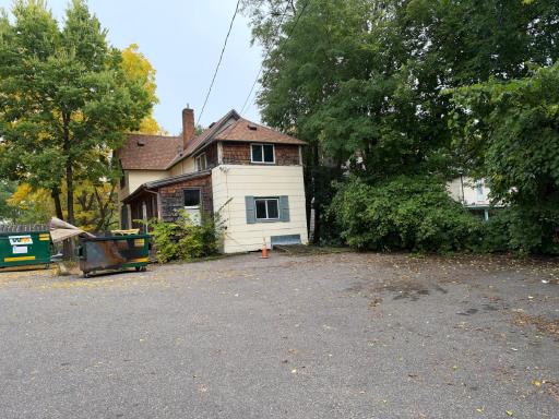 894 5th Street E, Saint Paul, MN 55106