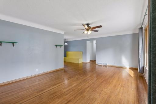 21 70th Way NE, Fridley, MN 55432