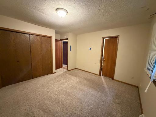 7701 Queen Avenue N, Brooklyn Park, MN 55444