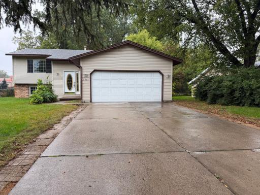 7701 Queen Avenue N, Brooklyn Park, MN 55444