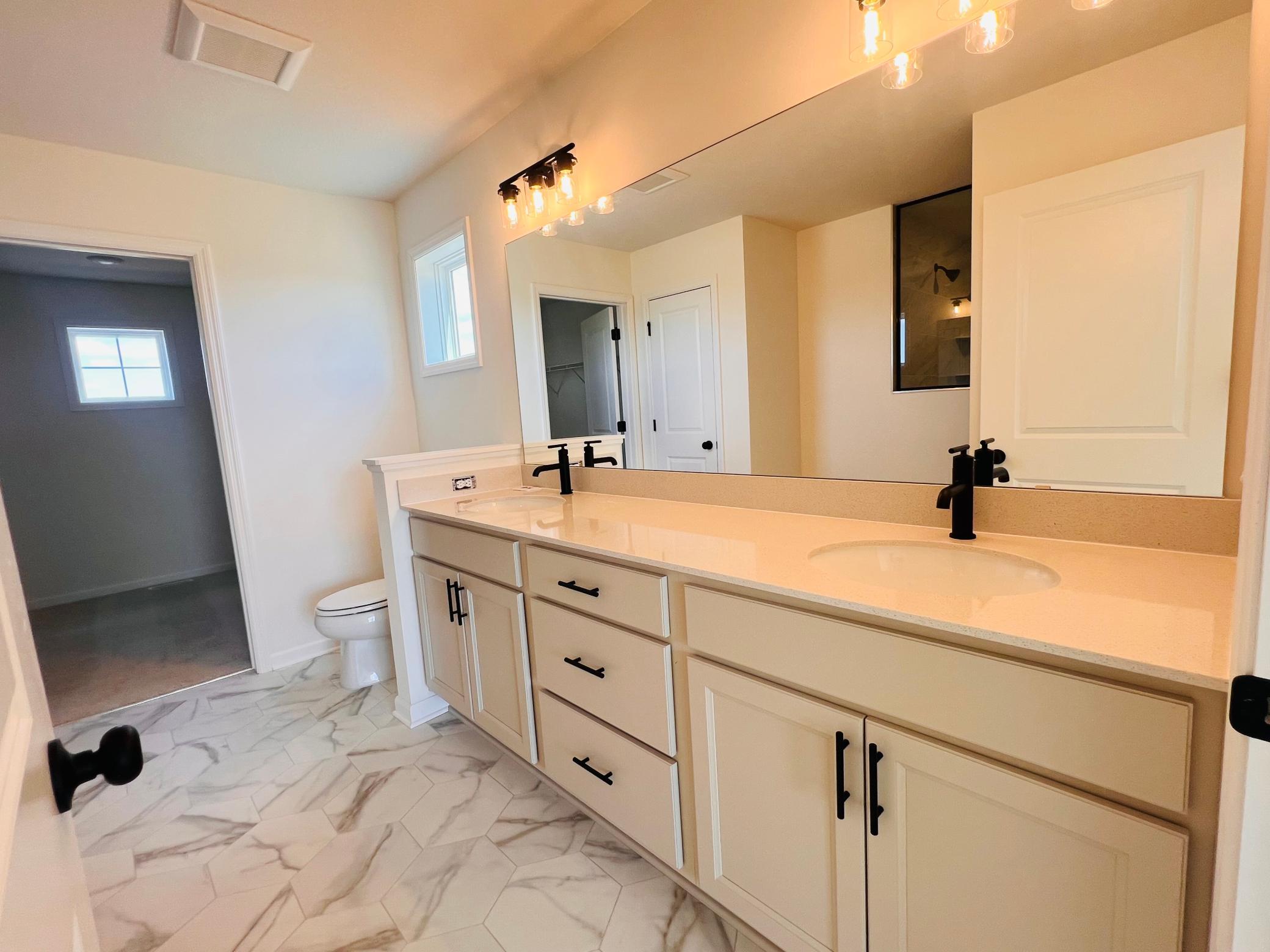 Owner bedroom with huge walk-in shower. All Pictures are for Illustration Only.