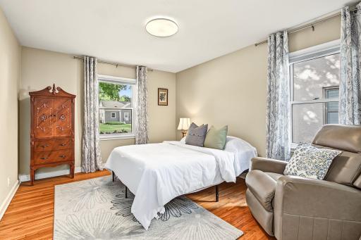 1246 Smith Avenue S, Saint Paul, MN 55118