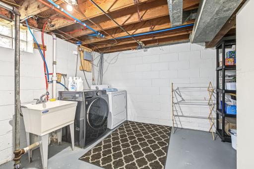 1246 Smith Avenue S, Saint Paul, MN 55118