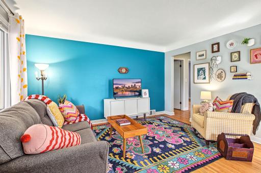 1246 Smith Avenue S, Saint Paul, MN 55118