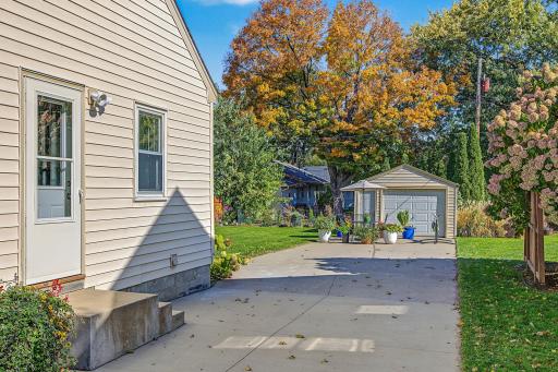 1246 Smith Avenue S, Saint Paul, MN 55118