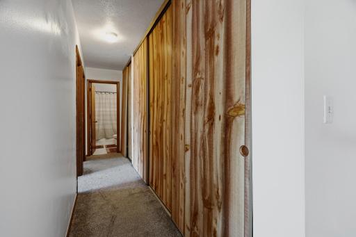 17 301 - 8061 Pleasantview Dr NE MLS-59.jpg