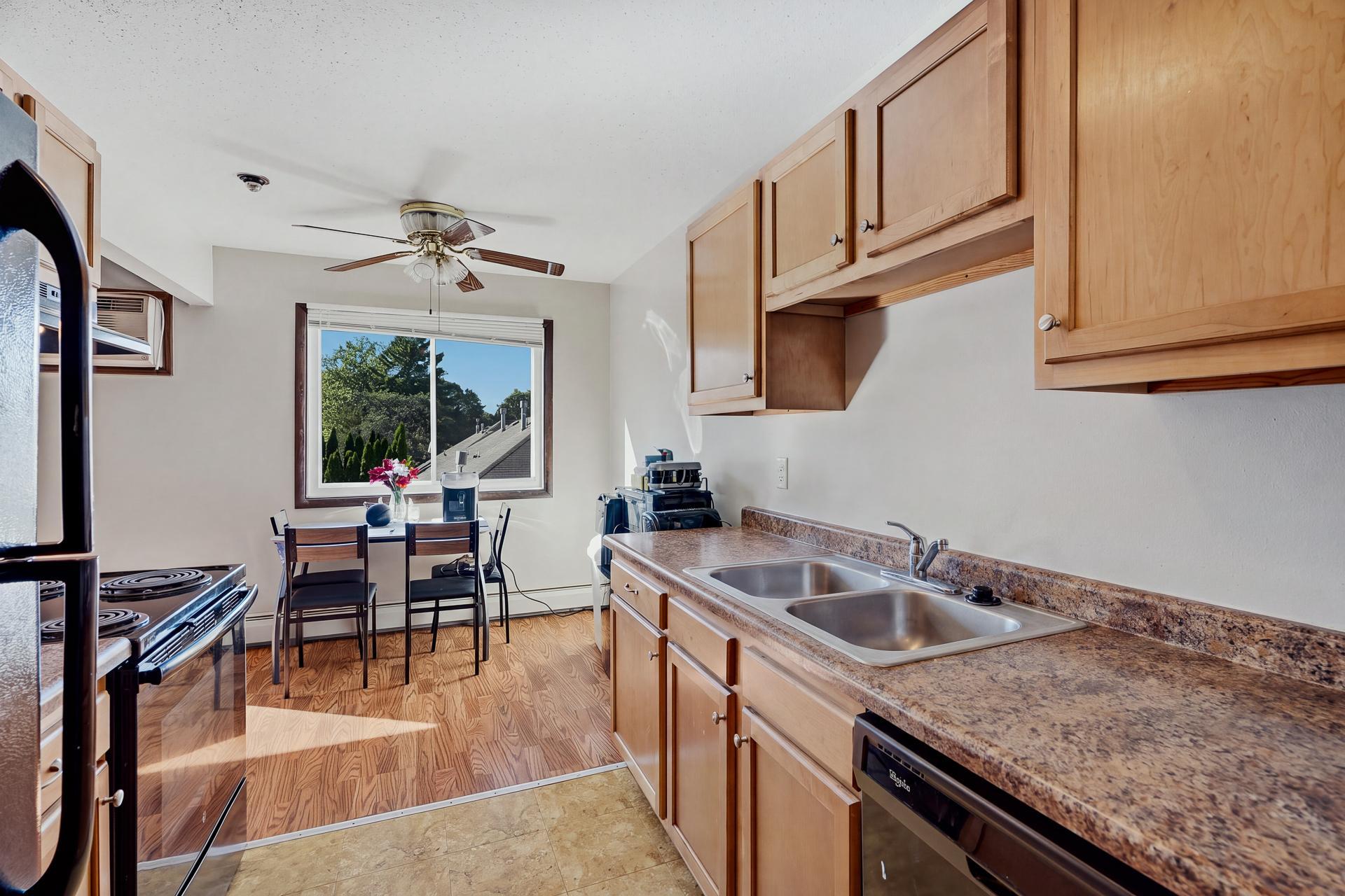 24 304 - 8061 Pleasantview Dr NE MLS-40.jpg