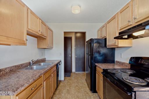 27 304 - 8061 Pleasantview Dr NE MLS-43.jpg