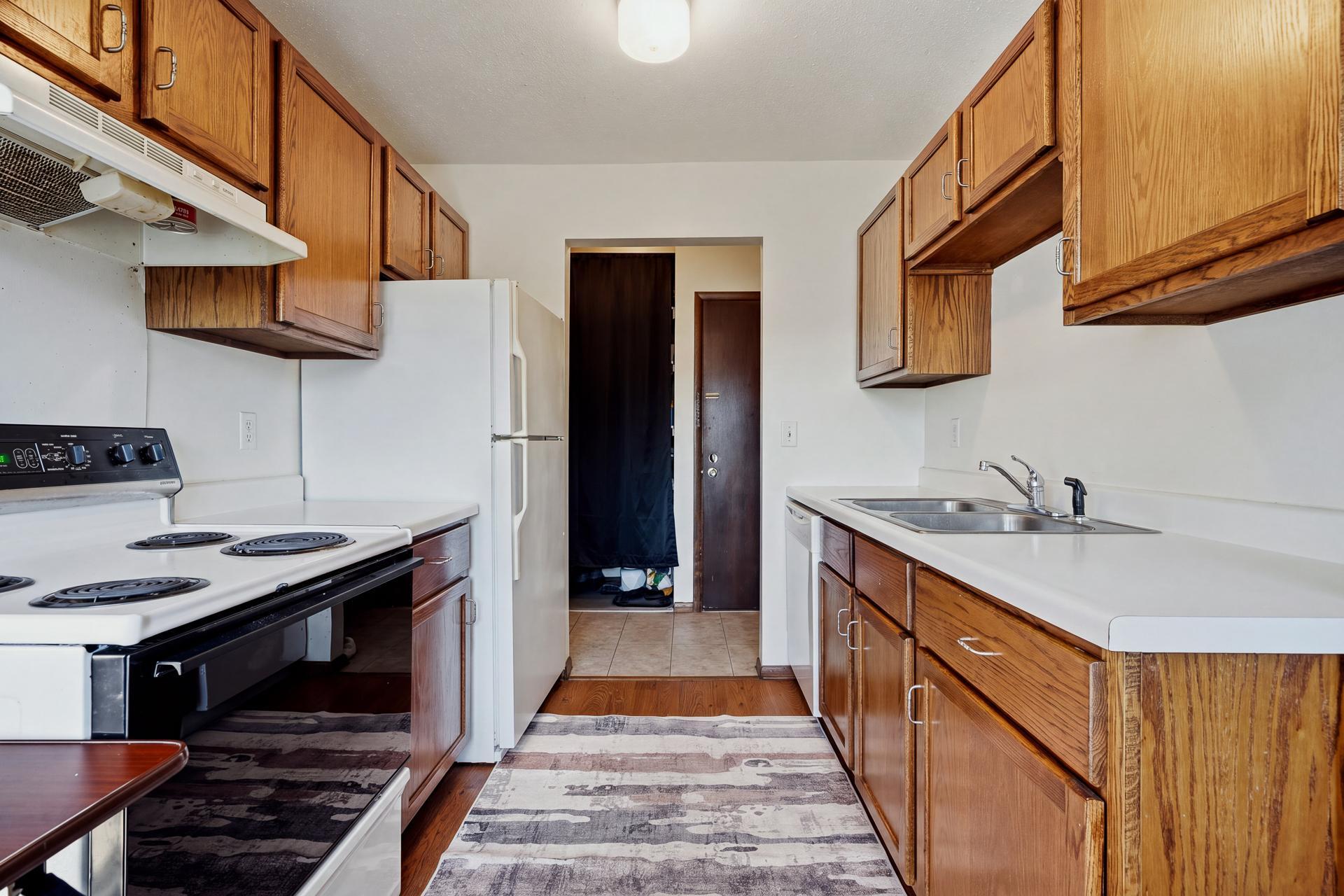 12 301 - 8061 Pleasantview Dr NE MLS-54.jpg