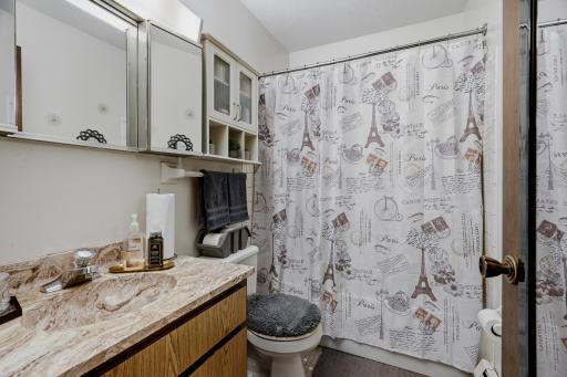 35 304 - 8061 Pleasantview Dr NE MLS-51.jpg