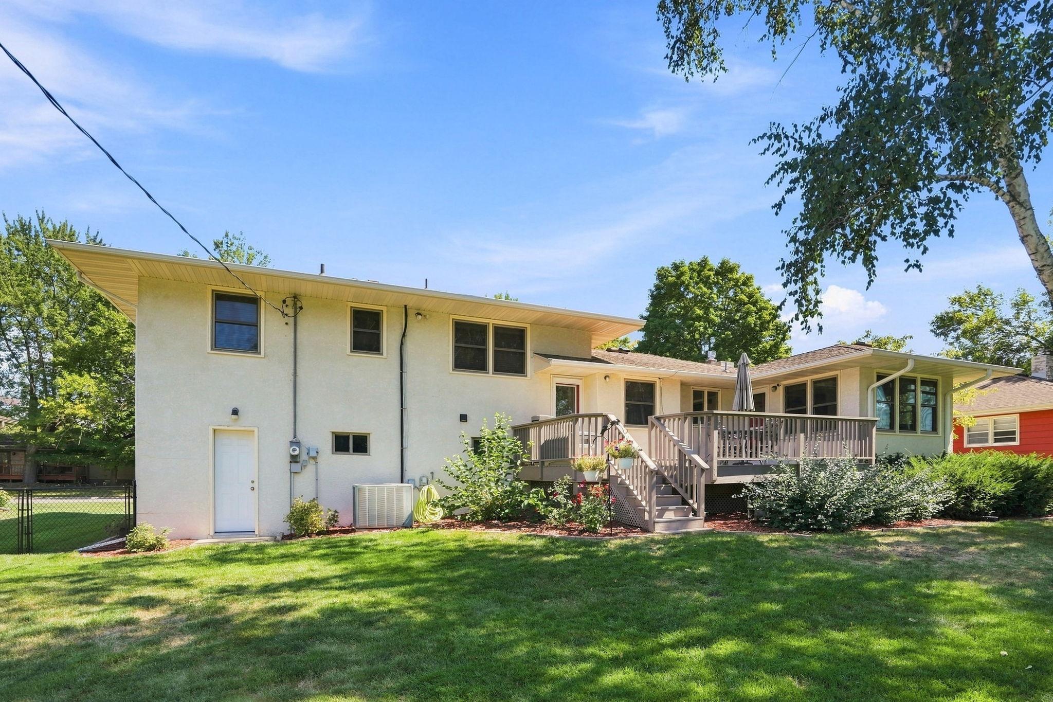 5- Reid- Back of Home.jpg