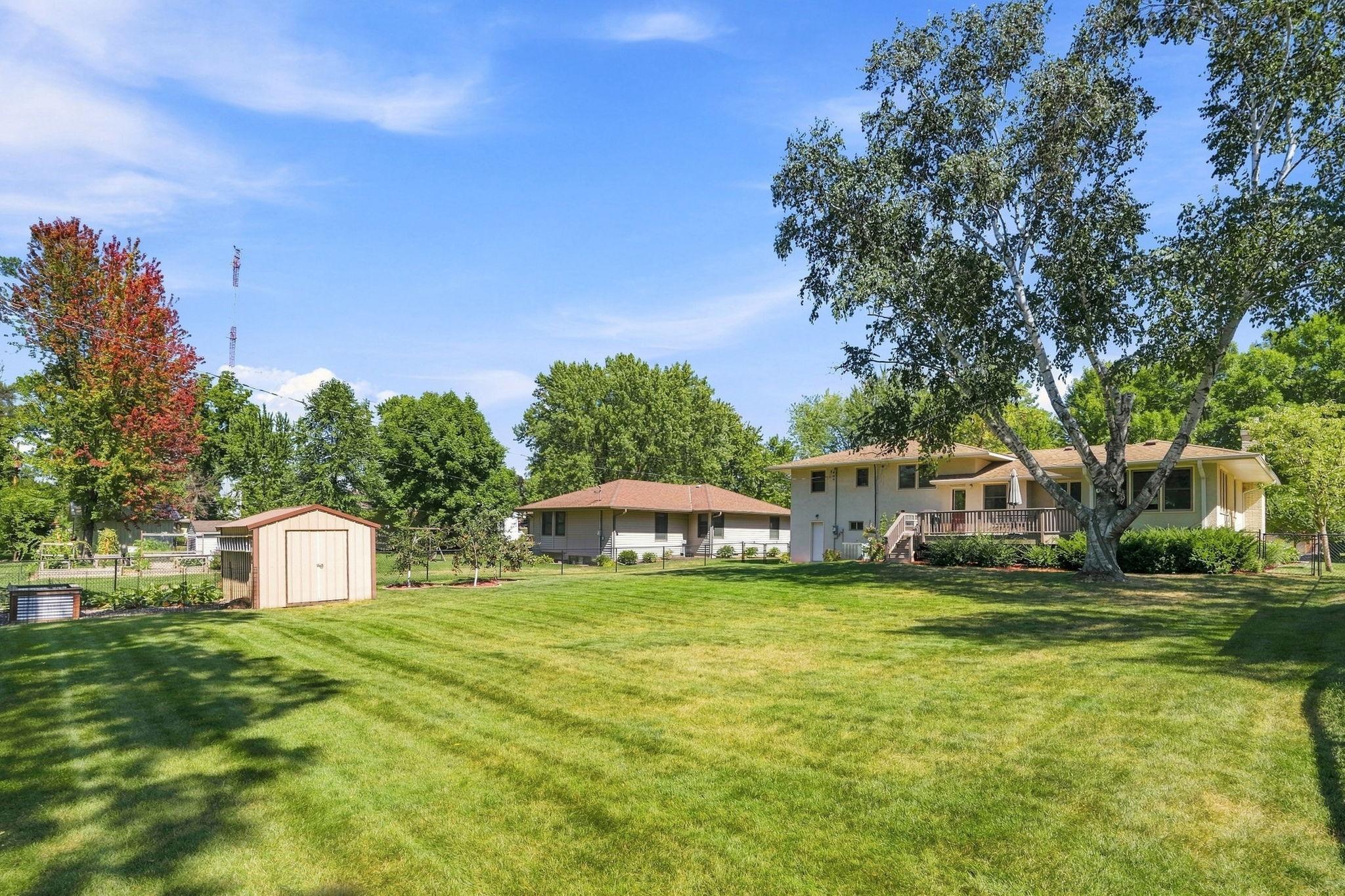 7- Reid- Backyard.jpg