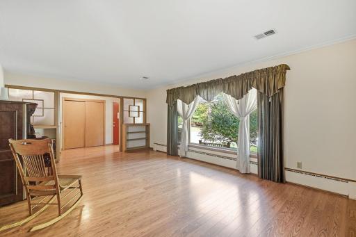 314 Maple Avenue S, Maple Lake, MN 55358