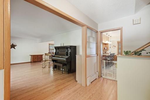 314 Maple Avenue S, Maple Lake, MN 55358