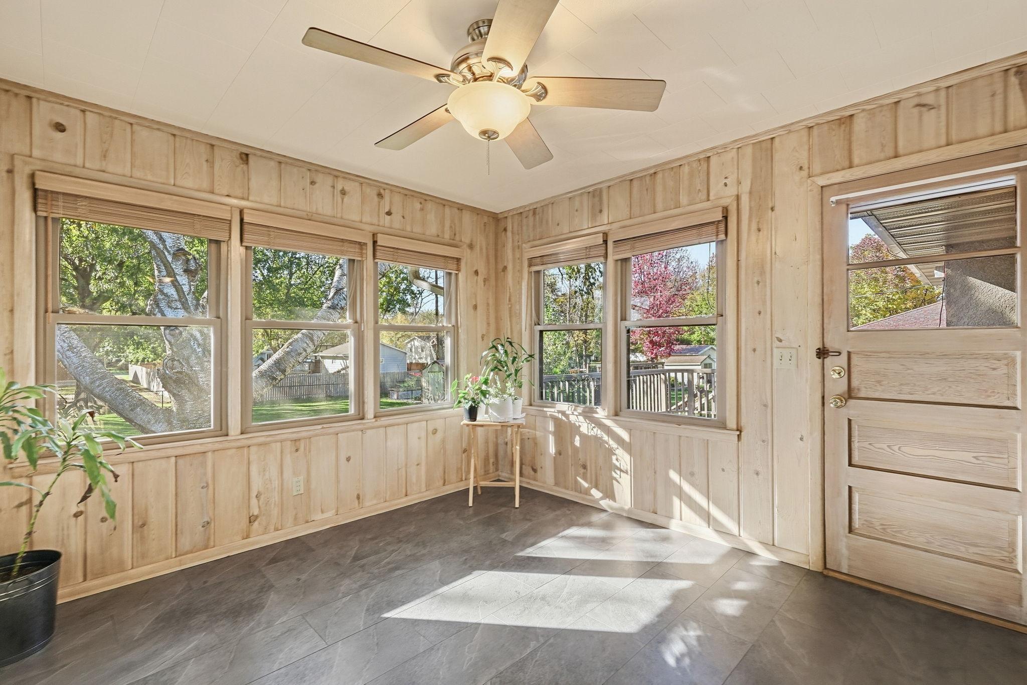 12- Porch.jpg