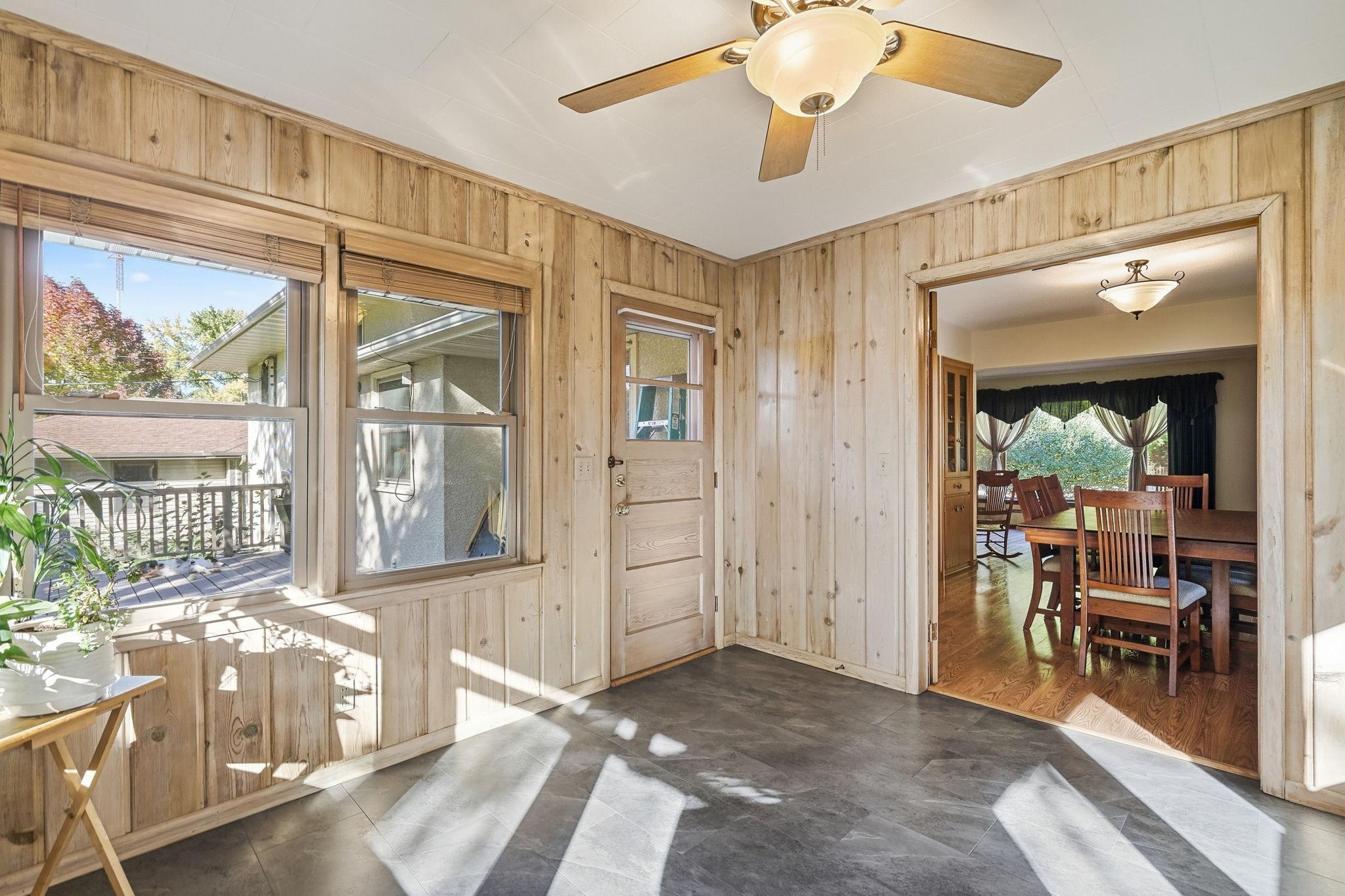 11- Porch.jpg