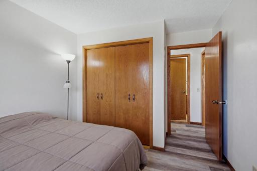 21 #302 - 4621 University Ave NE MLS-62.jpg