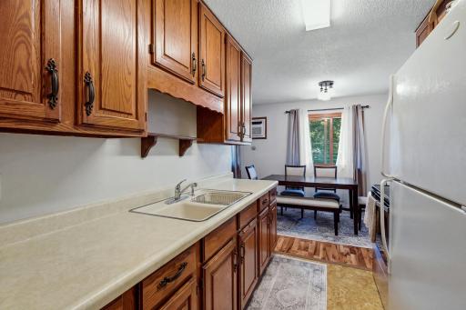 28 #302 - 4621 University Ave NE MLS-69.jpg
