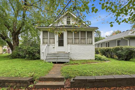 111 14th Avenue S, South Saint Paul, MN 55075