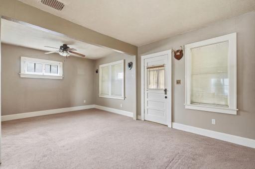 111 14th Avenue S, South Saint Paul, MN 55075