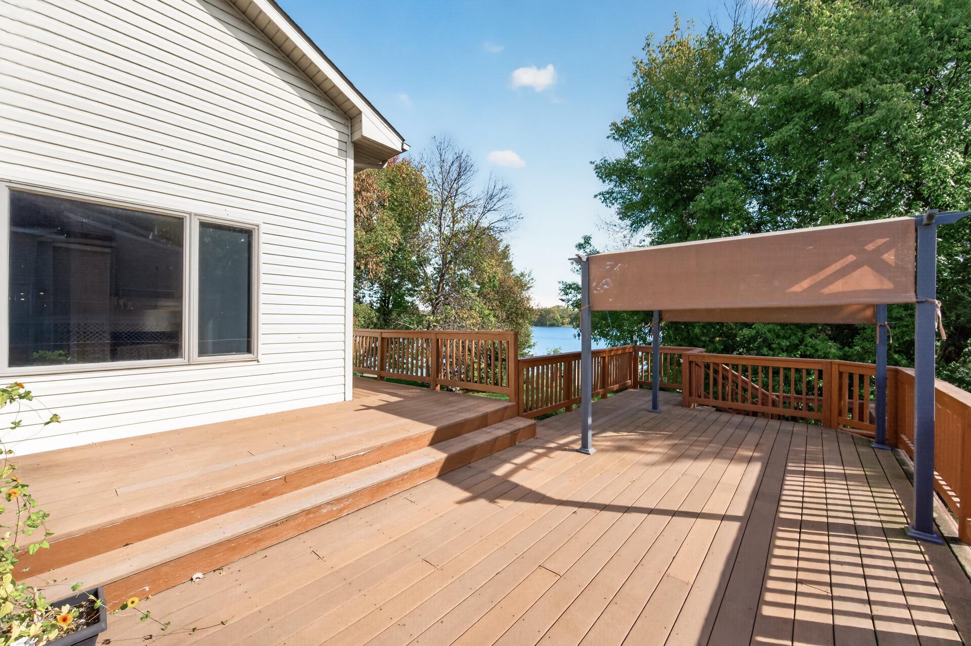 38_28319_Lakeside38_mls.jpg