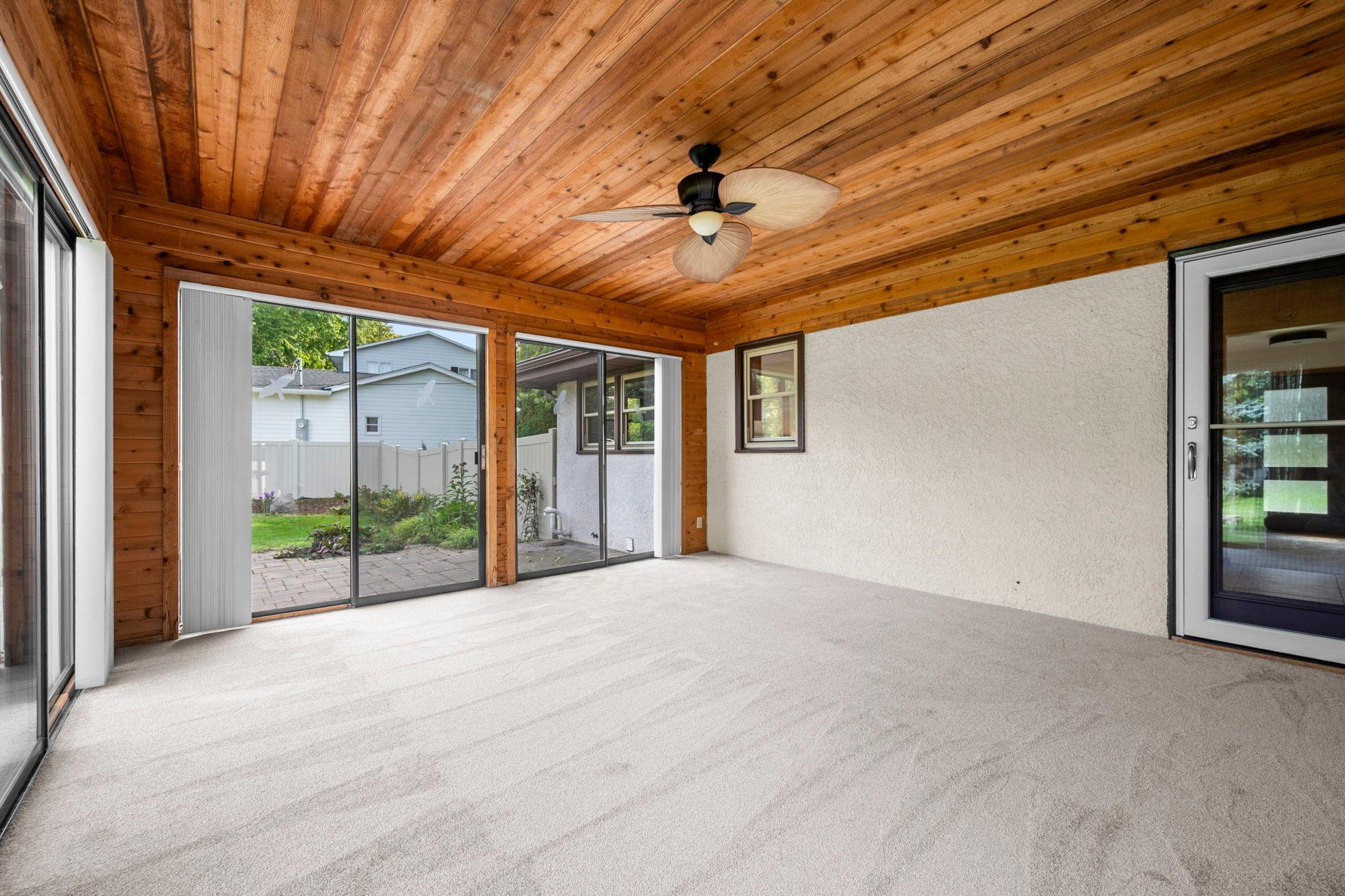 66-web-or-mls-13404 Windyhill Rd-104.jpg