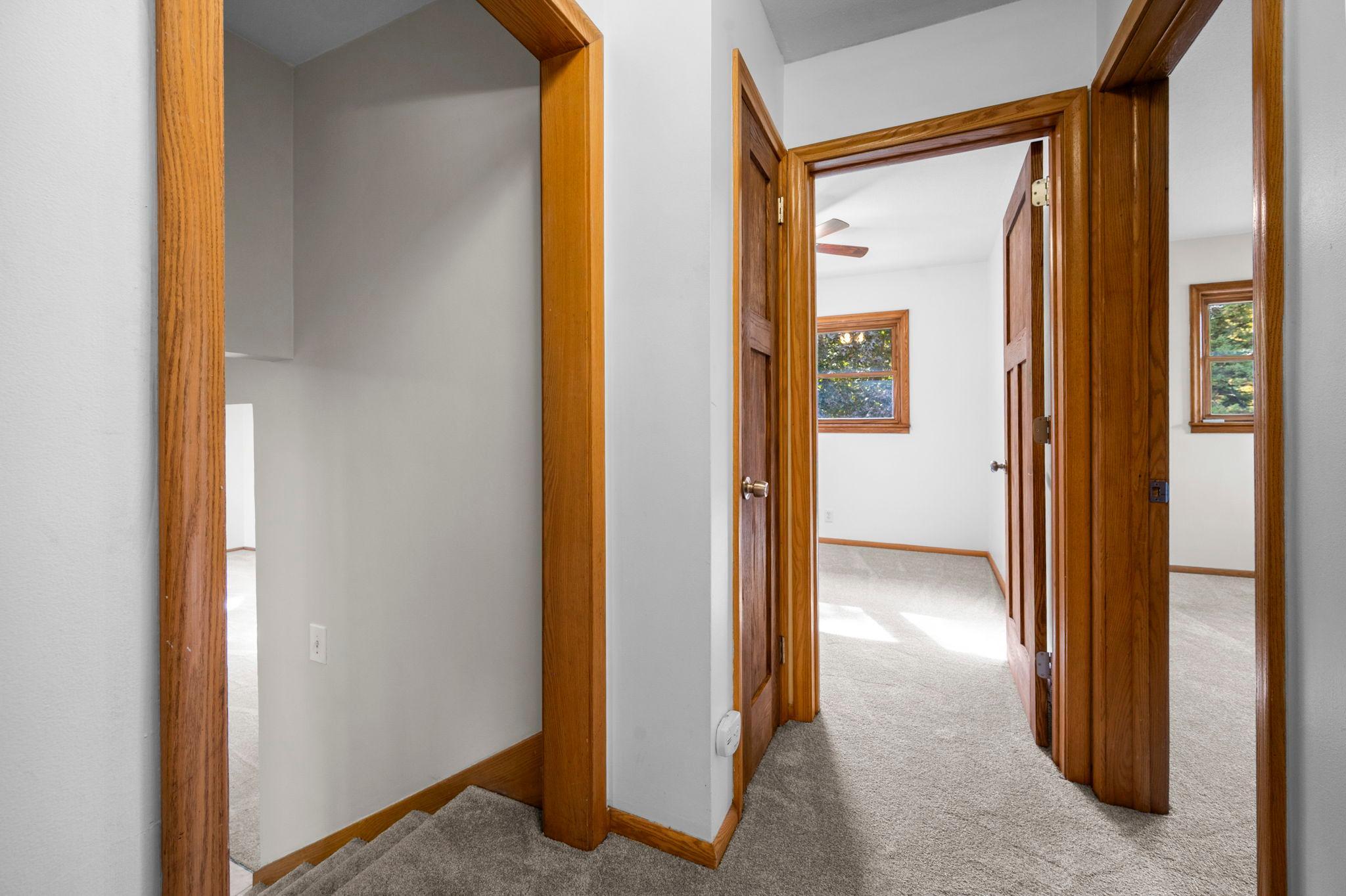 38-web-or-mls-13404 Windyhill Rd-109.jpg