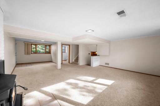 13404 Windyhill Road, Minnetonka, MN 55305