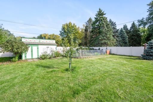 13404 Windyhill Road, Minnetonka, MN 55305