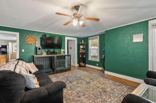 606 4th Avenue NE, Waseca, MN 56093