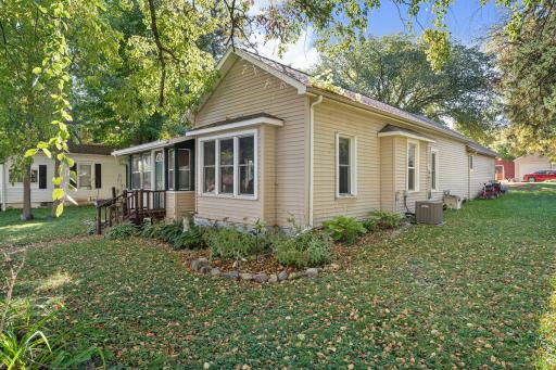 606 4th Avenue NE, Waseca, MN 56093