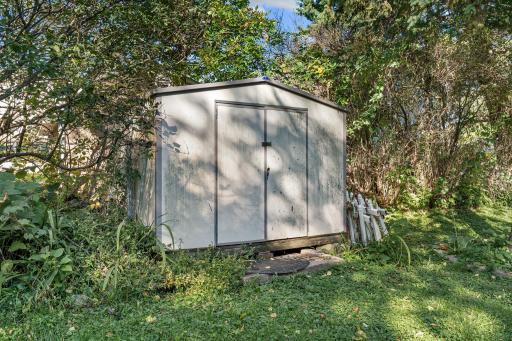606 4th Avenue NE, Waseca, MN 56093