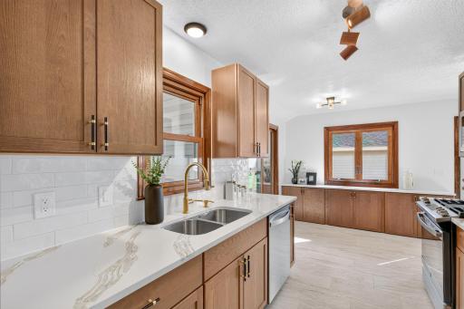 11309 France Avenue S, Minneapolis, MN 55431