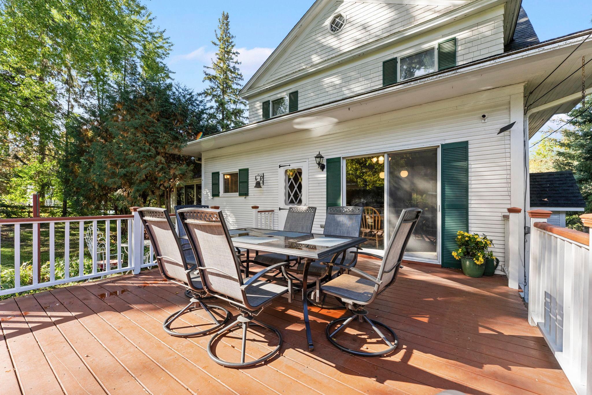 Deck