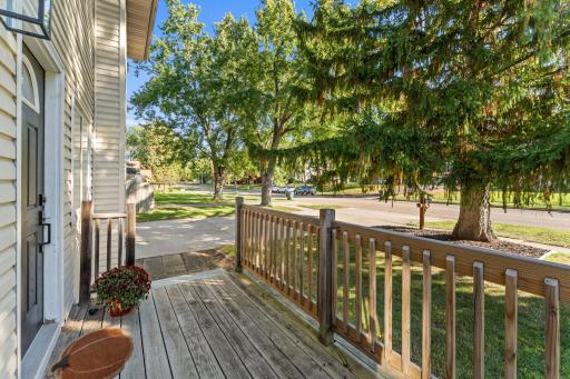 737 S Dakota Avenue, New Richmond, WI 54017
