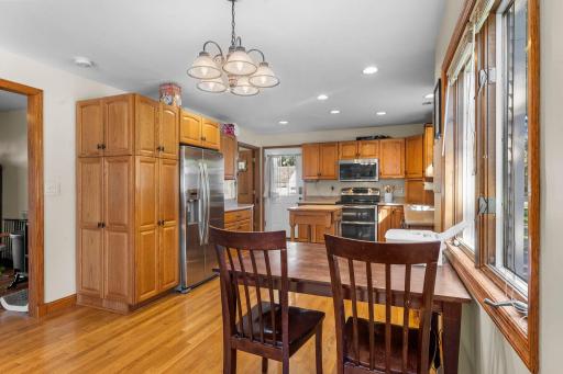 737 S Dakota Avenue, New Richmond, WI 54017