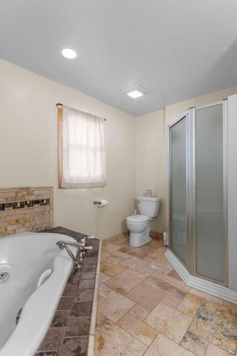 737 S Dakota Avenue, New Richmond, WI 54017