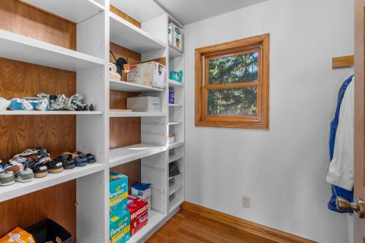 737 S Dakota Avenue, New Richmond, WI 54017