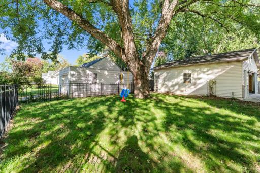 737 S Dakota Avenue, New Richmond, WI 54017
