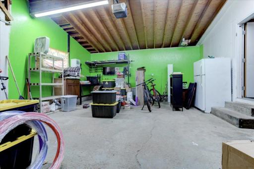 1109 16th Avenue E, Menomonie, WI 54751
