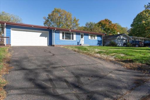 1109 16th Avenue E, Menomonie, WI 54751