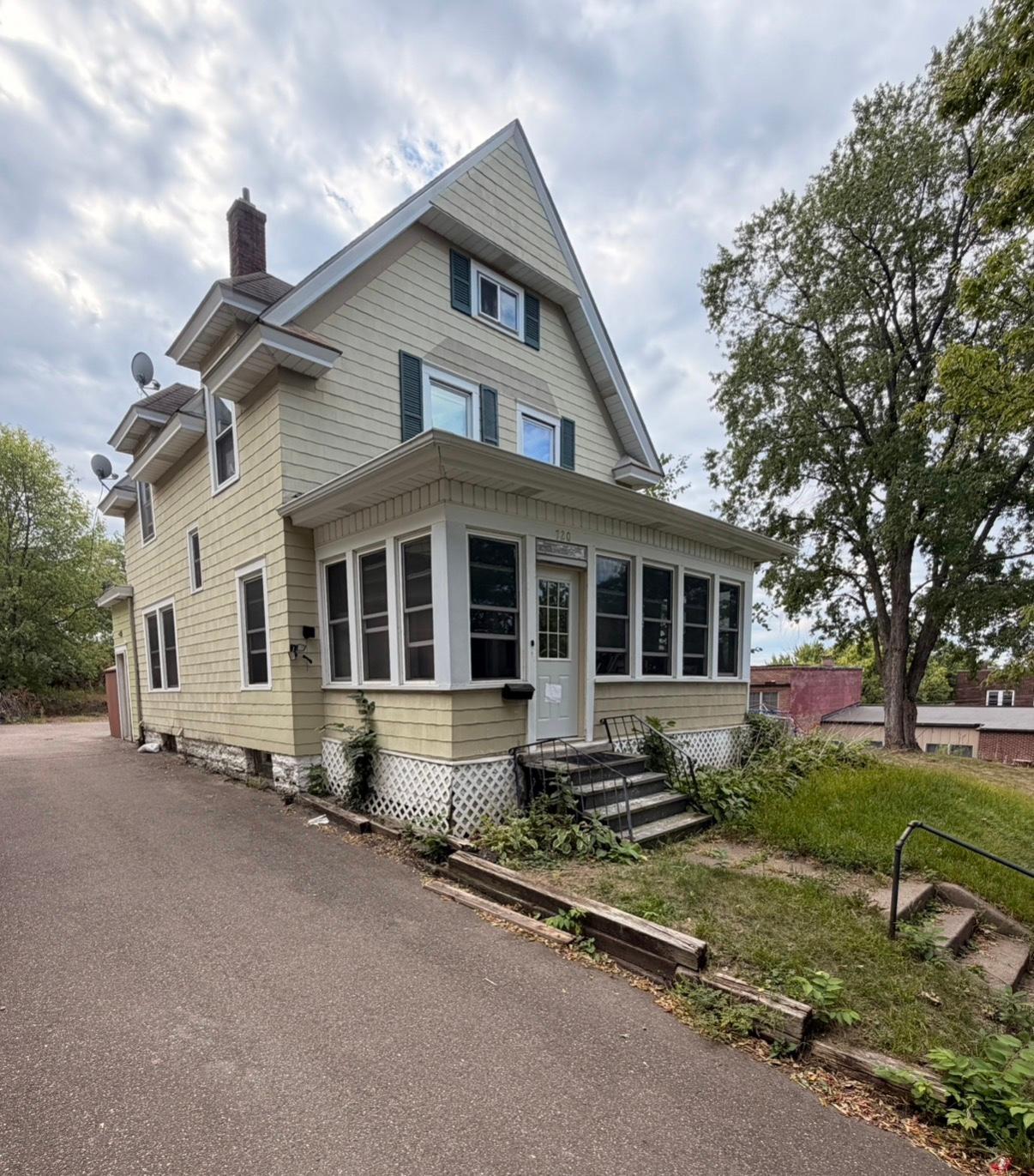 Property photo for 720 Wilson Avenue, Saint Paul, MN 55106