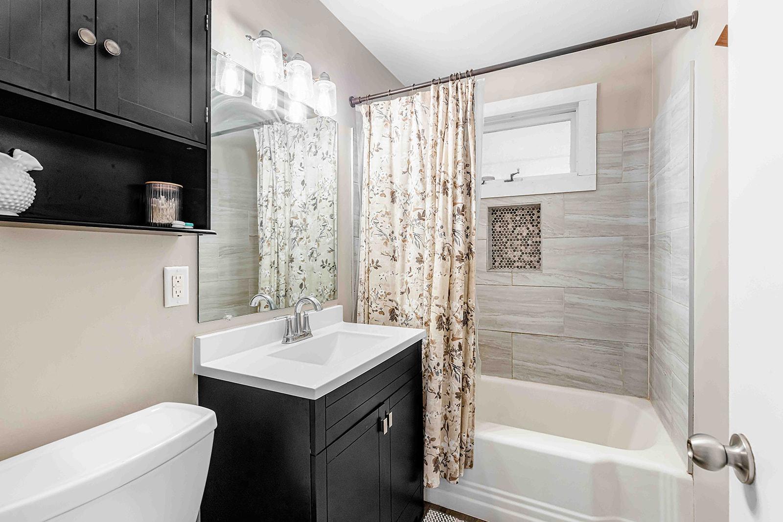 1528 8th Ave S Fargo MLS-28.jpg