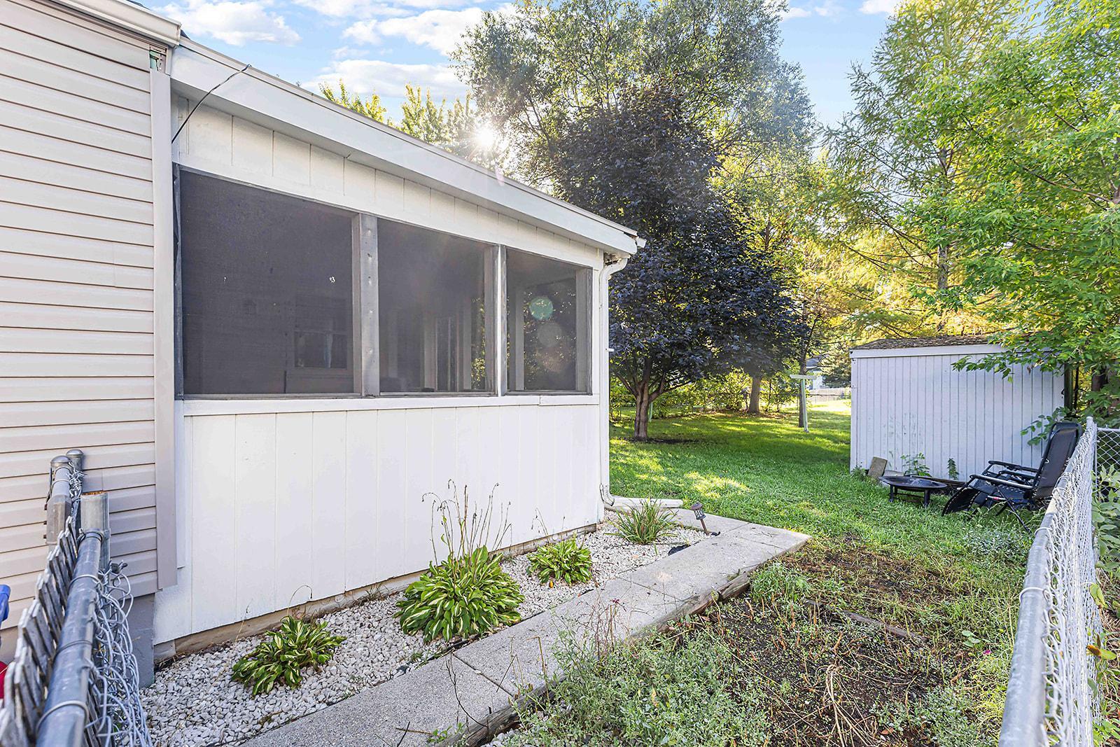 1528 8th Ave S Fargo MLS-7.jpg