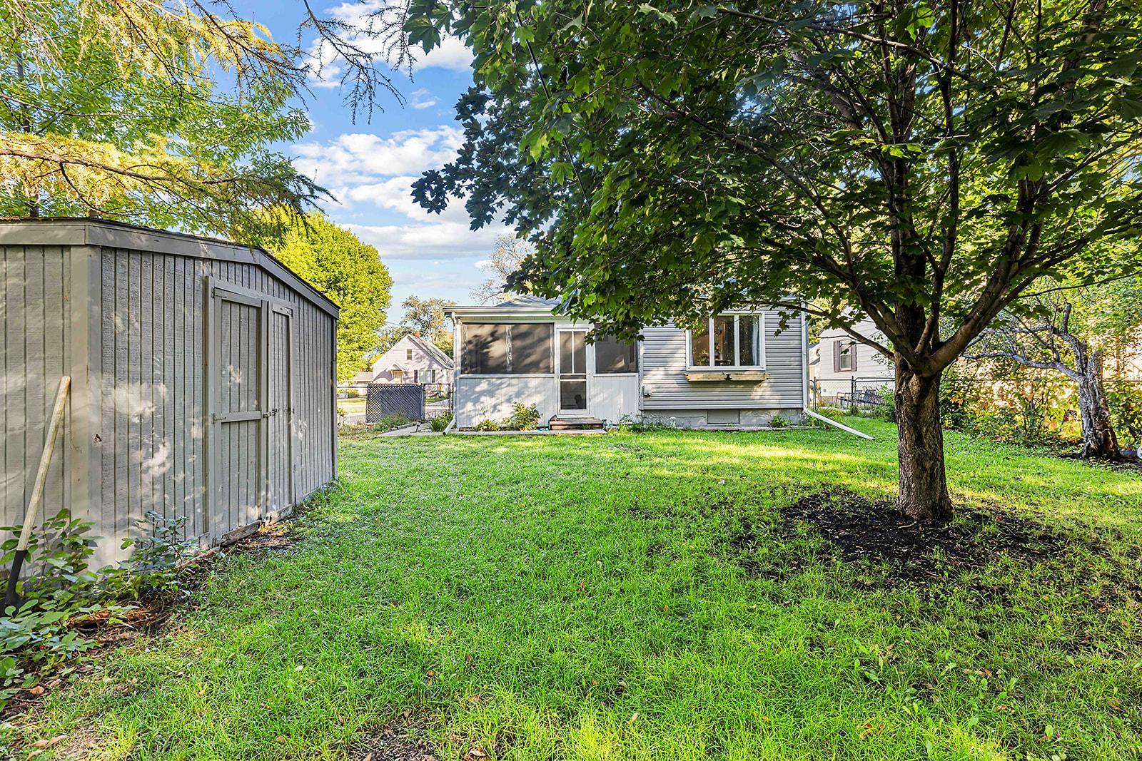 1528 8th Ave S Fargo MLS-12.jpg