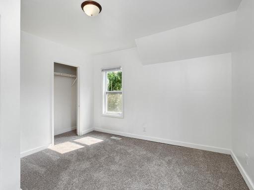 1223 Oliver Avenue N, Minneapolis, MN 55411