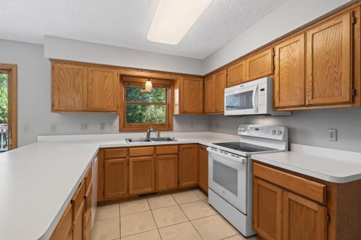 18418 85th Place N, Maple Grove, MN 55311