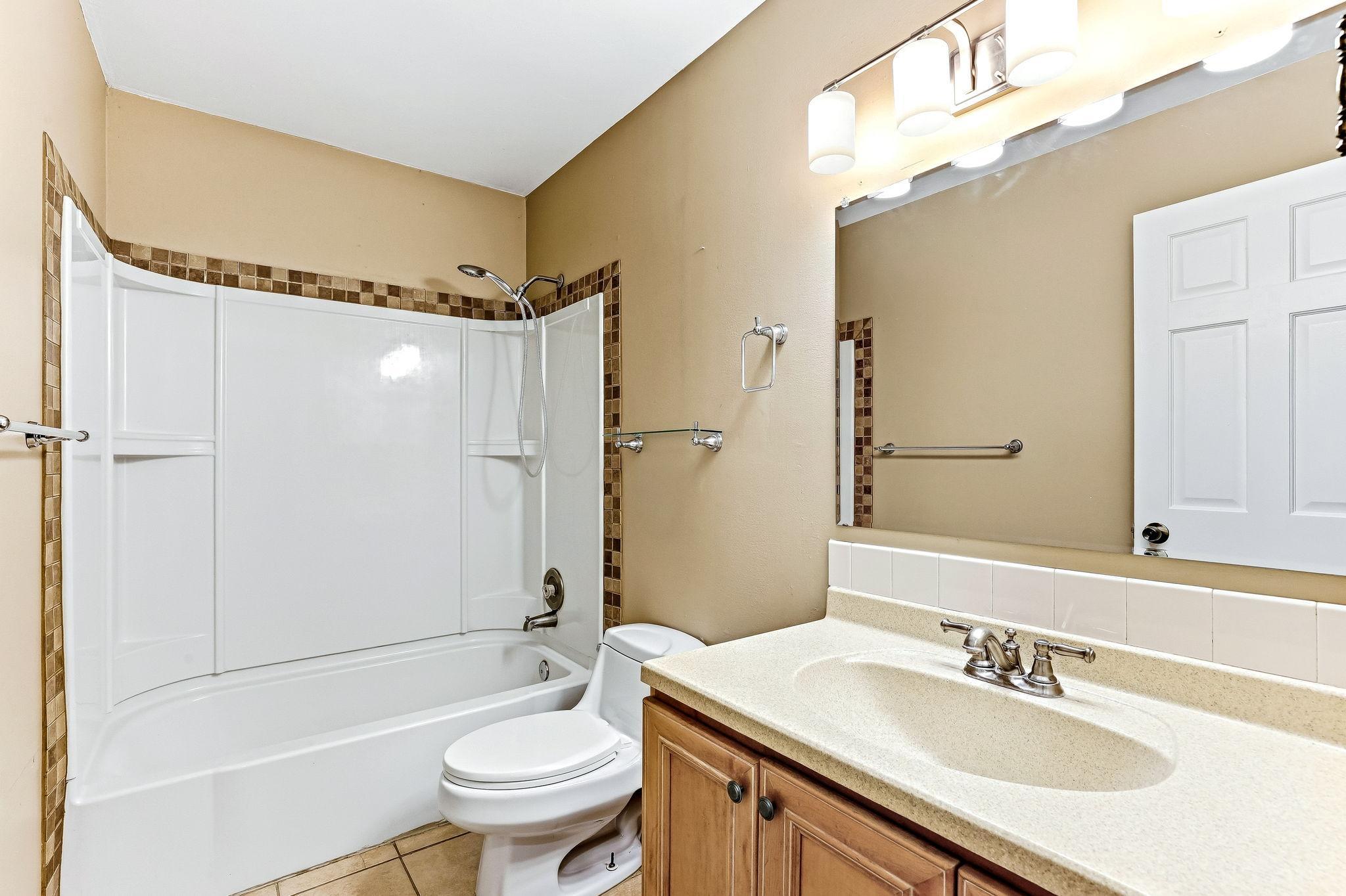 49-web-or-mls-17640-Ionia-Ct-49.jpg